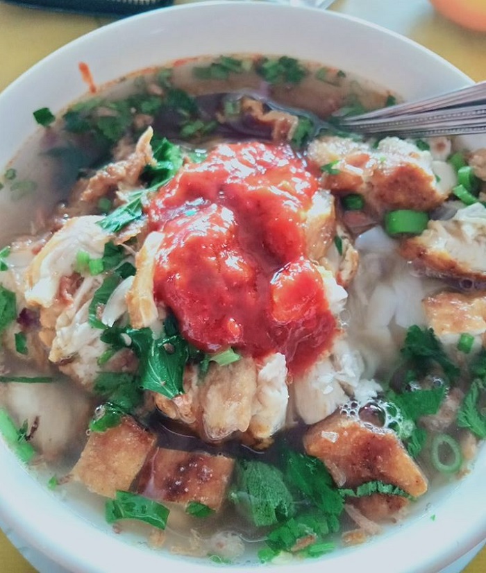 Sotong bakar dan pelbagai menu sedap Restoran Top D'Gurun di Gurun, Kedah.
