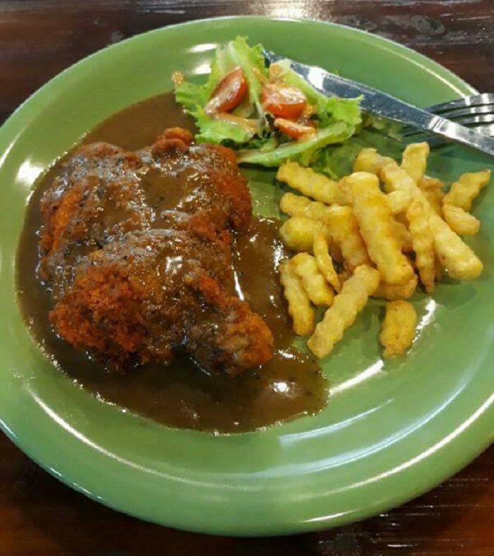 Chicken Chop @ Kravers Lounge