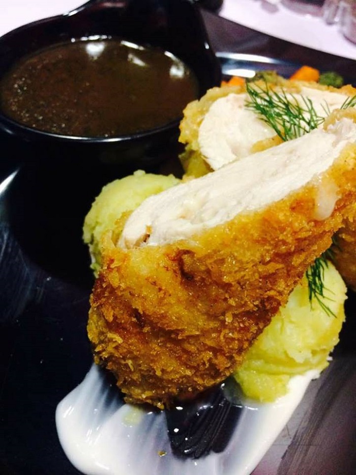 Cordon Bleu @ Ideal Cafe