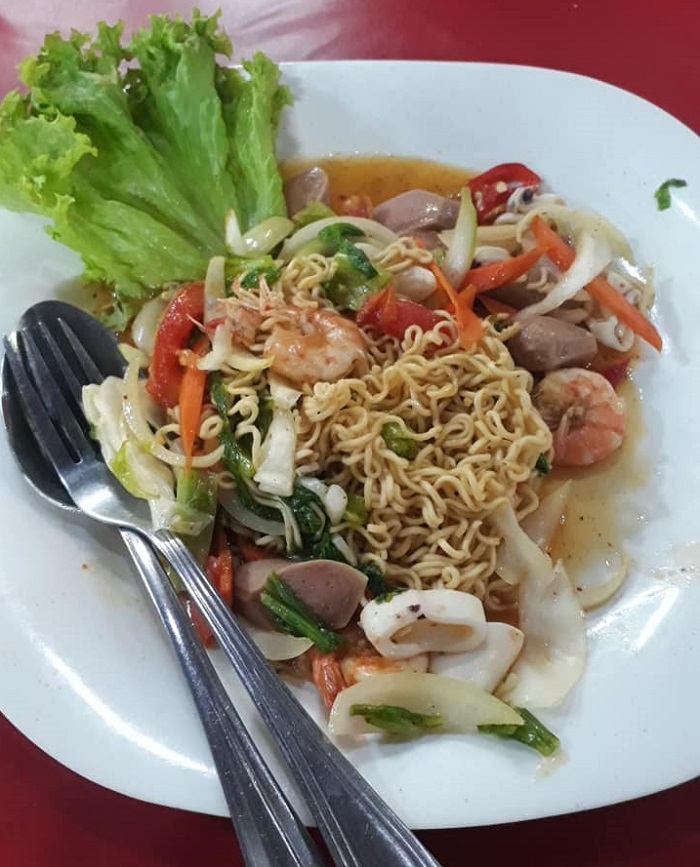 Kerabu Maggi @ King Tomyam