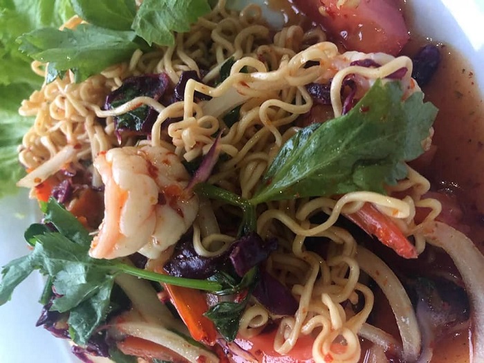 Kerabu Maggi @ Restoran Pak Engku King