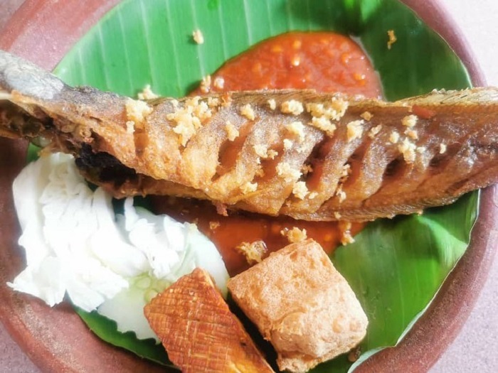 Lele Penyet @ Ayam Penyet 202