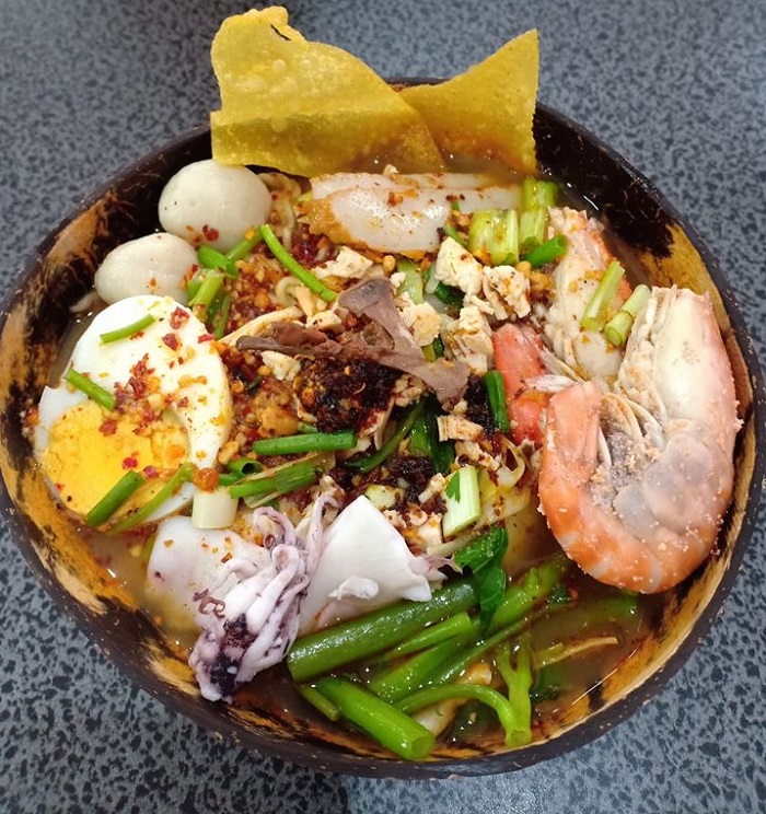 Mee celup di Restoran Haji Hussin King