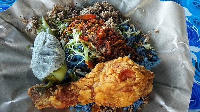 Nasi Kerabu @ Mek Siti KTMB