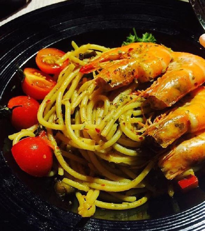 Oglio Olio @ Ideal cafe