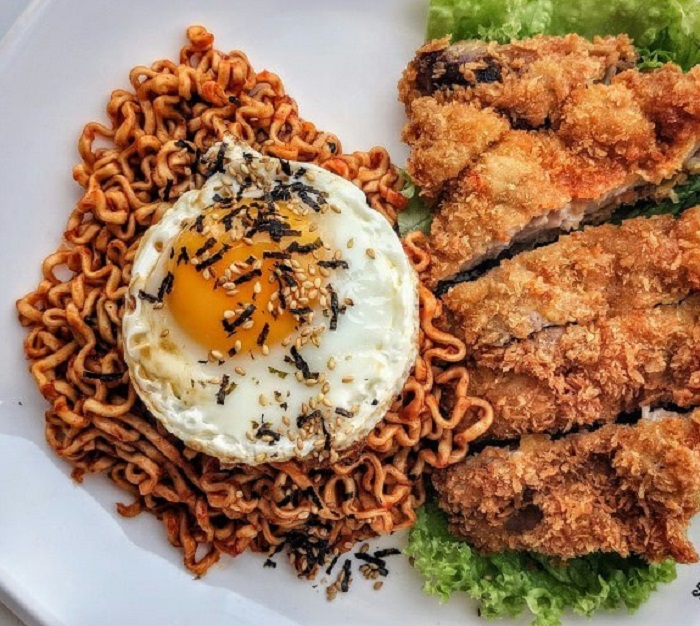 Ramen Chicken Chop @ D'Hot Cafe