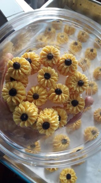 Biskut semperit susu yang siap dimasak