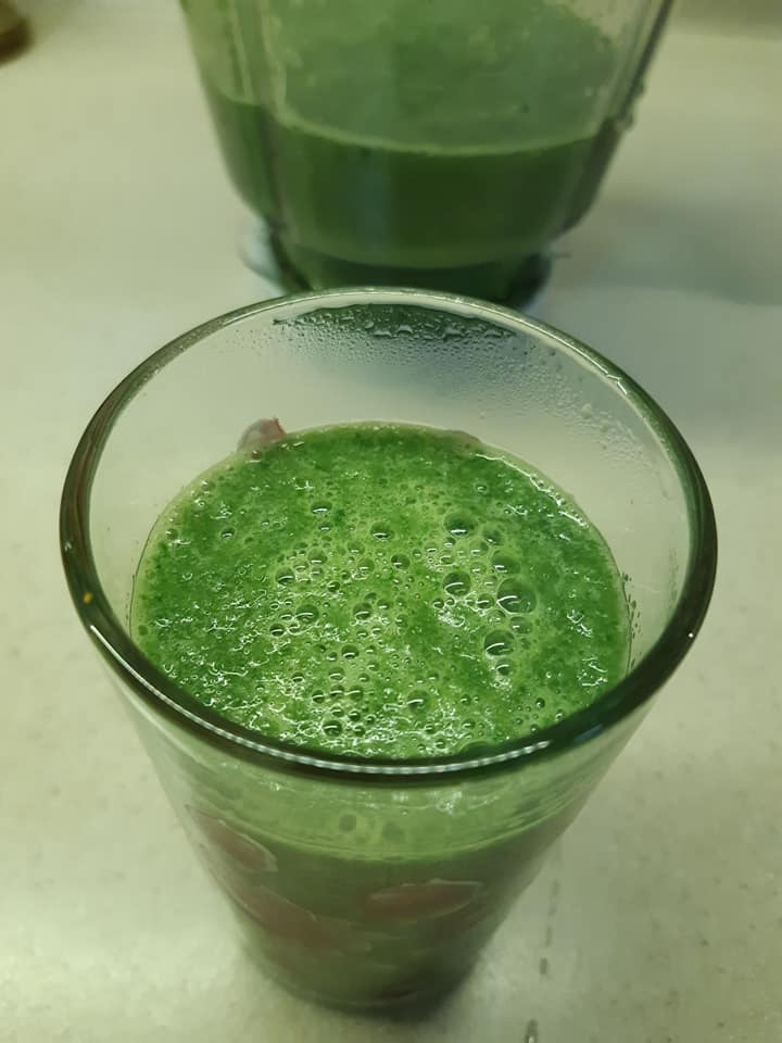Jus anggur hijau bersama pegaga
