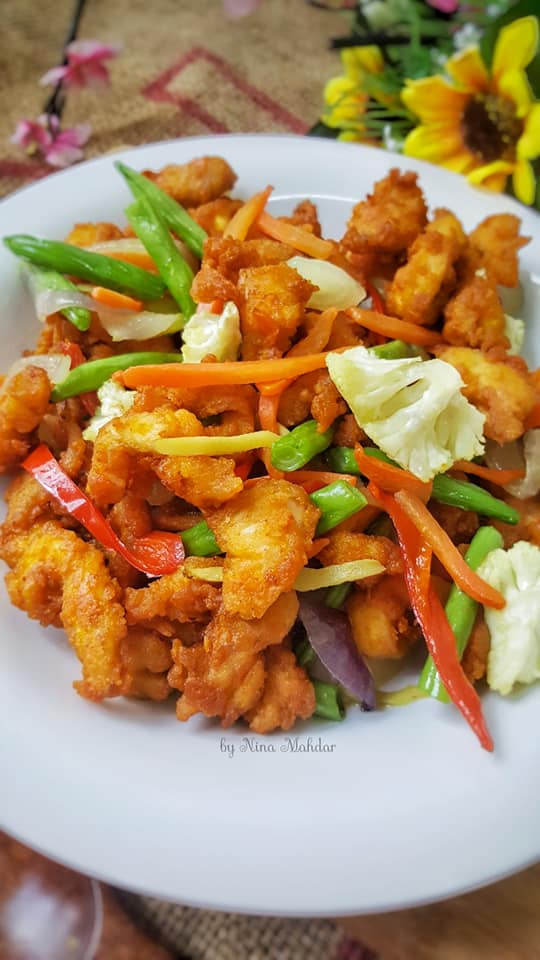 Ayam goreng kunyit
