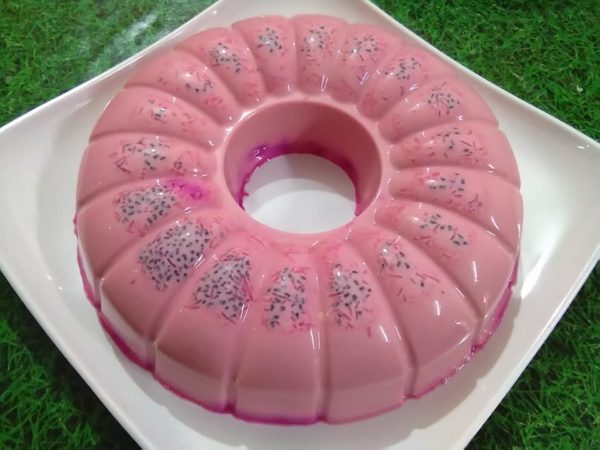 Puding buah naga merah jambu