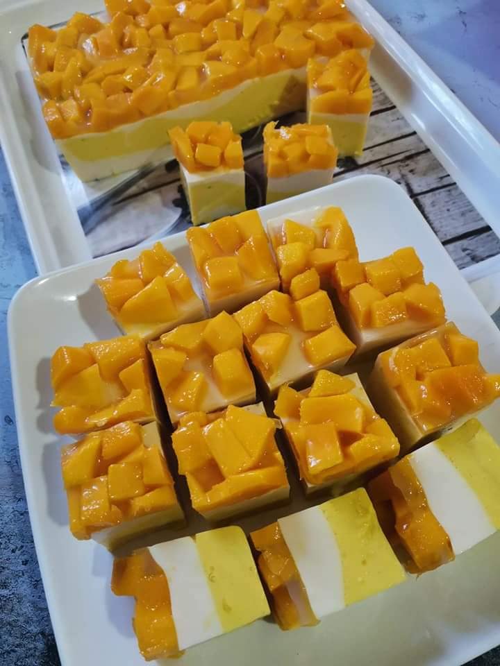 Puding mangga susu kuning lembut