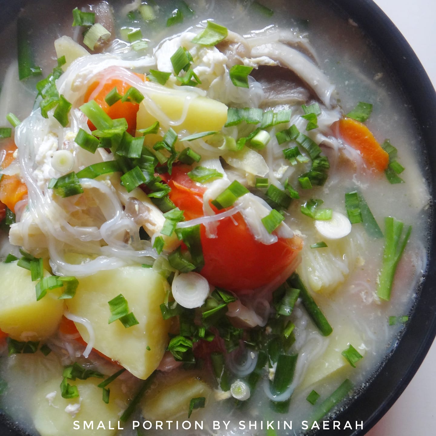 Sup sayur bersama suhun