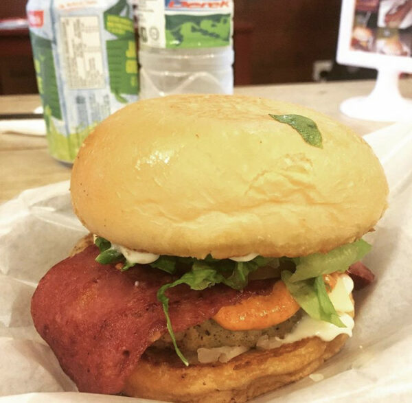 Burger sajian istimewa ANC Burger
