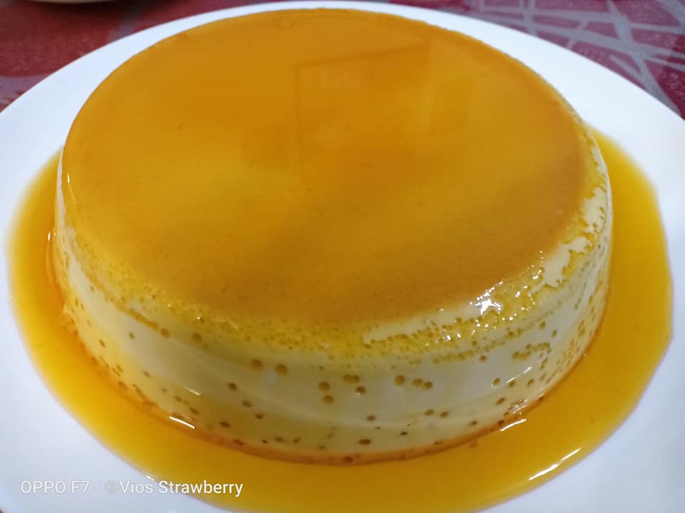 Pelbagai jenis pencuci mulut dan dessert mudah seperti puding, tart dan kek.