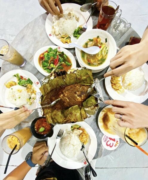 Hidangan ikan bakar dari SELERE Ikan Bakar