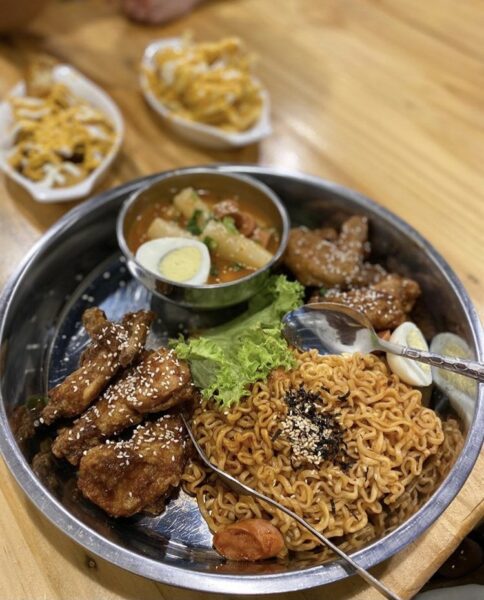 Makanan dan minuman di Dabellicious Cafe