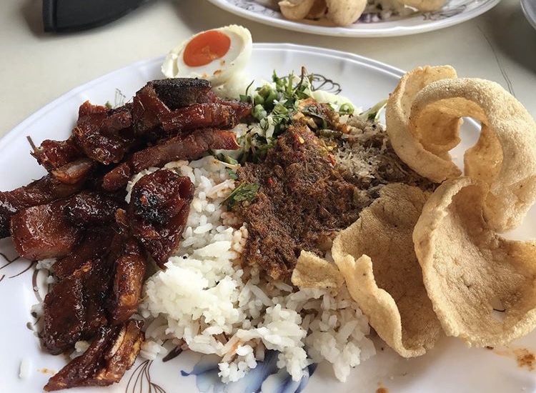 Nasi kerabu di Rohani Restoran
