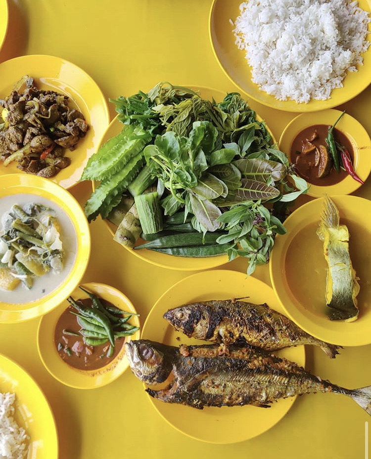 Pinggan nasi ulam Nenda