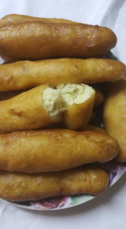 kuih kayu keramat