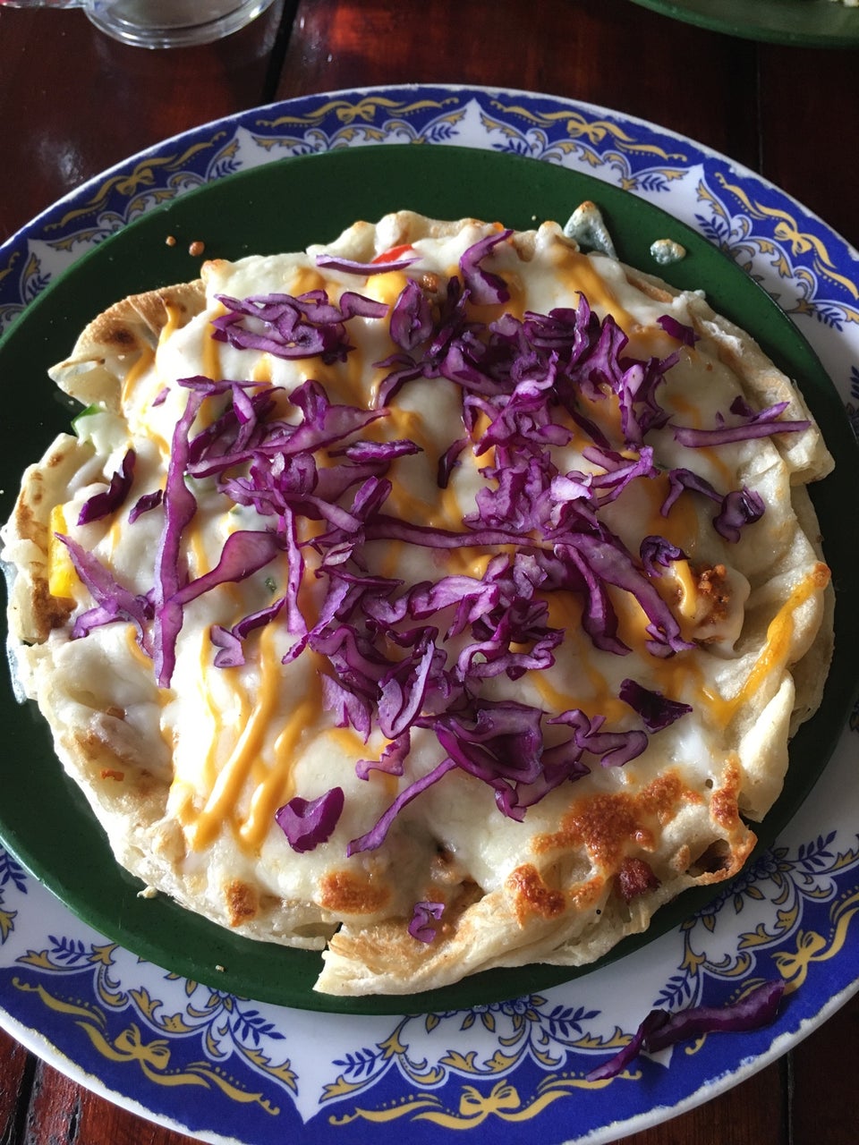 Roti canai nachos dengan dal dan sos