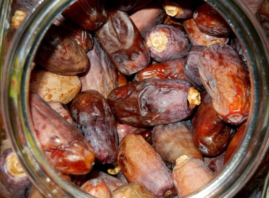 kurma halawi