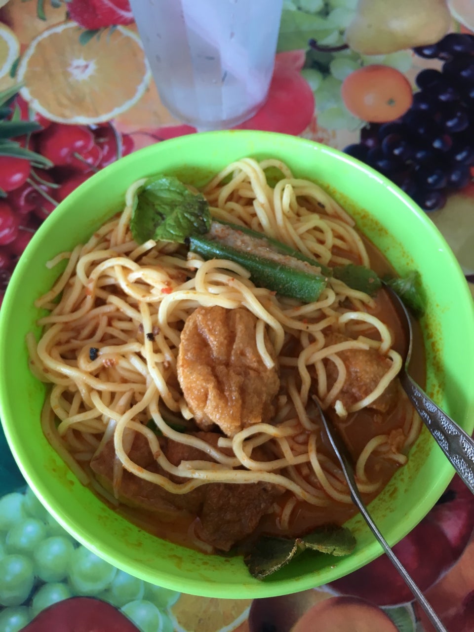 mee kari kak yah silibin