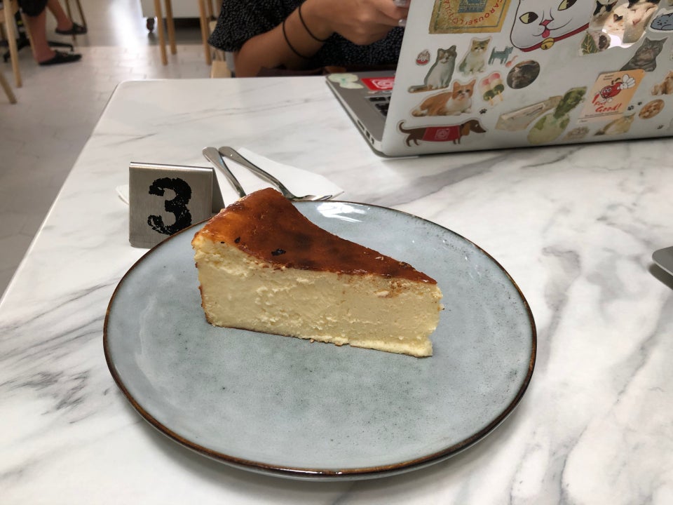 burnt cheesecake