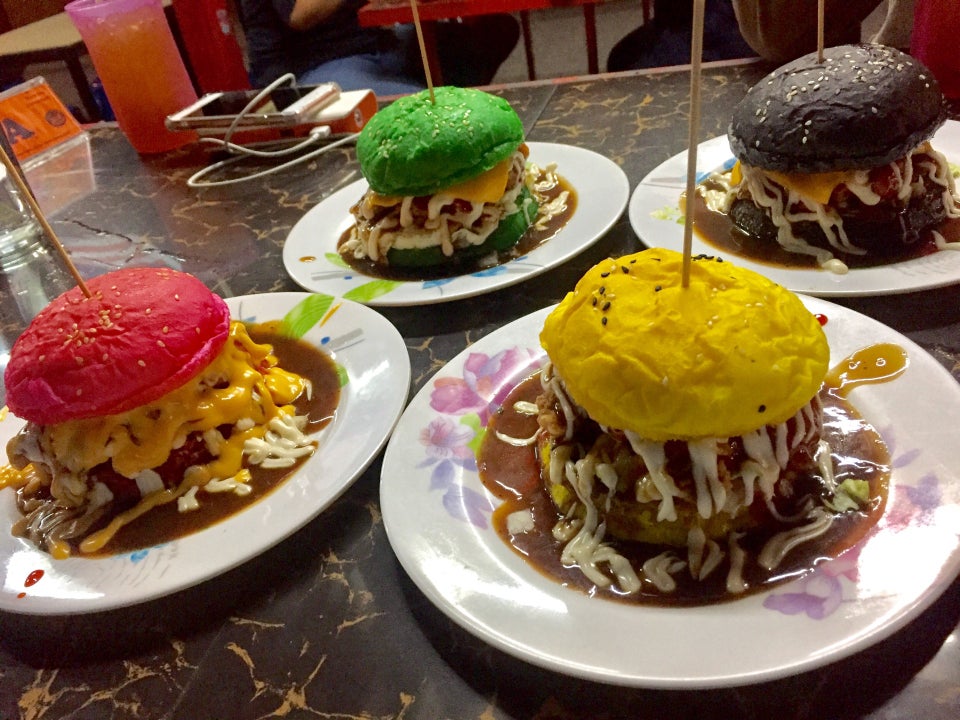 tempat makan burger penang njoy