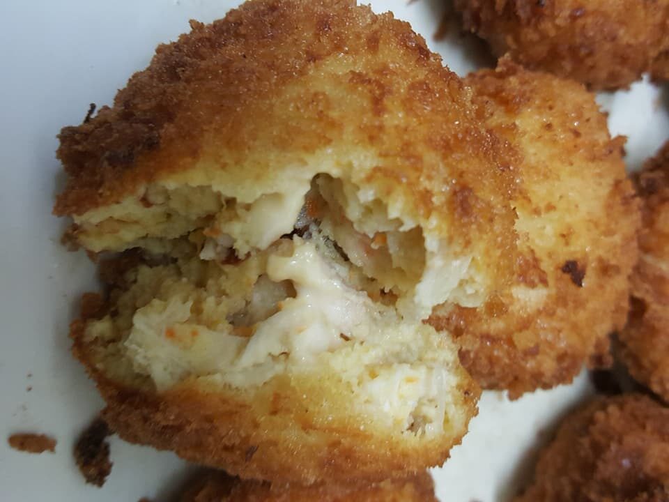 Nugget ayam cheese daripada roti