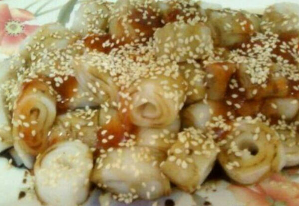 Chee Cheong Fun disiram sos manis