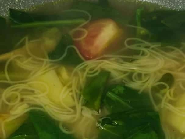 Sup sayur kailan