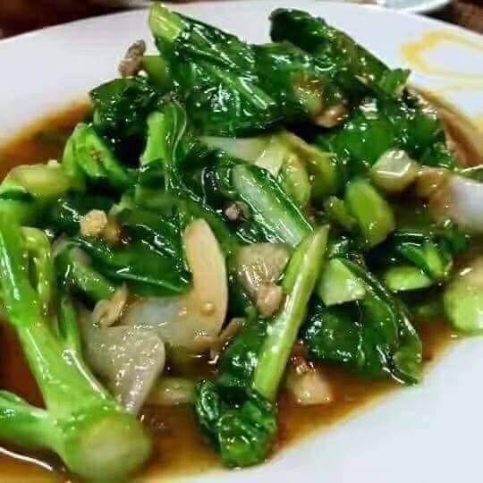 Pelbagai masakan sayur kailan yang enak dan mudah seperti kailan goreng dan kailan ikan masin.
