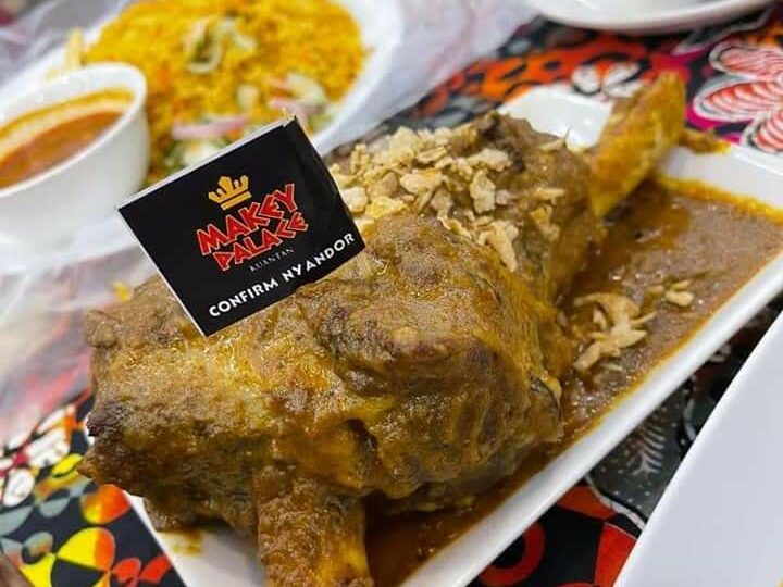 Menu atau suasana di Makey Palace