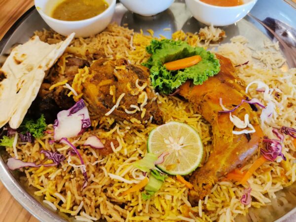 Hidangan di Nur Tahara Restaurant