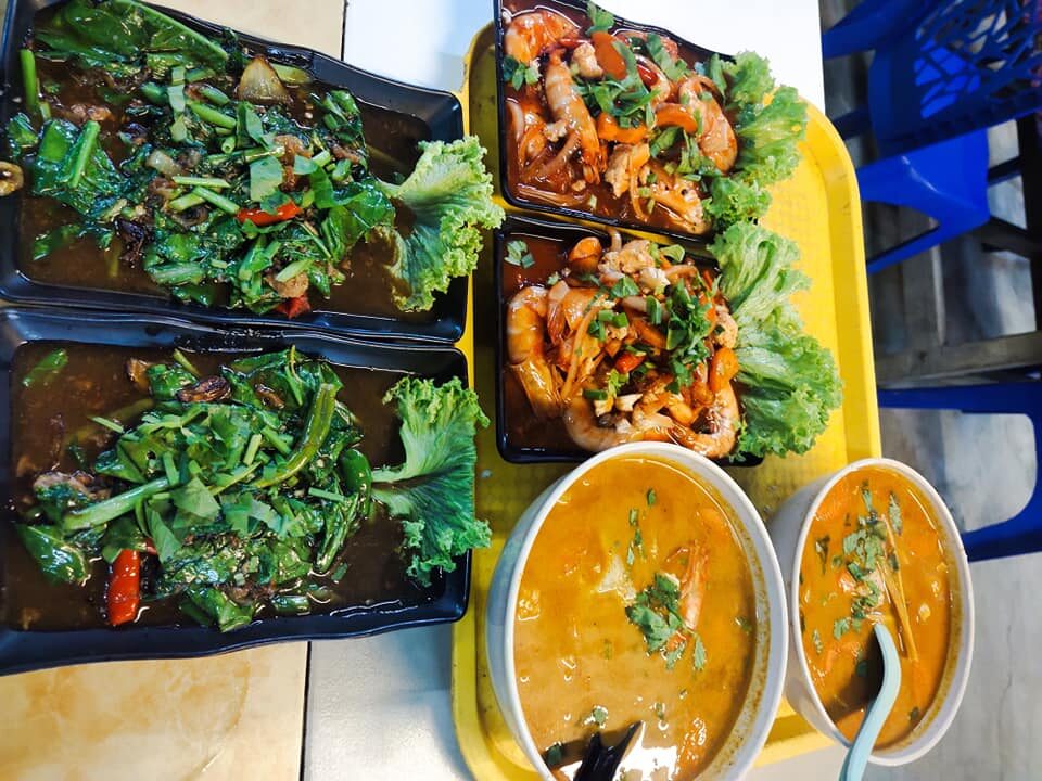 Selera Kak Ros, nasi kerabu dan lauk Kelantan