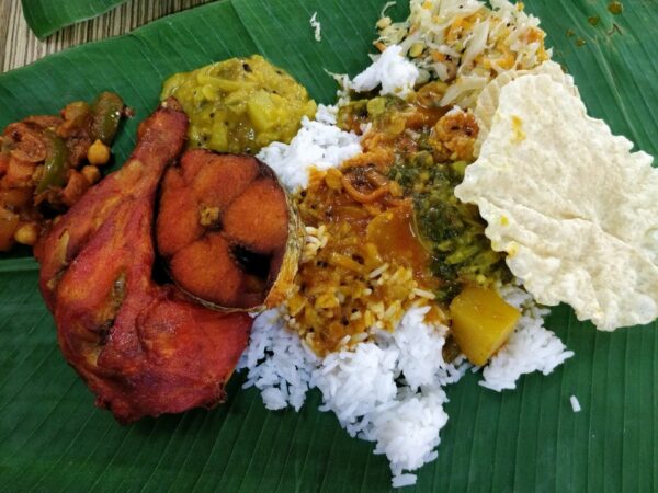 Nasi daun pisang di Restoran Vishal Food & Catering, Brickfields