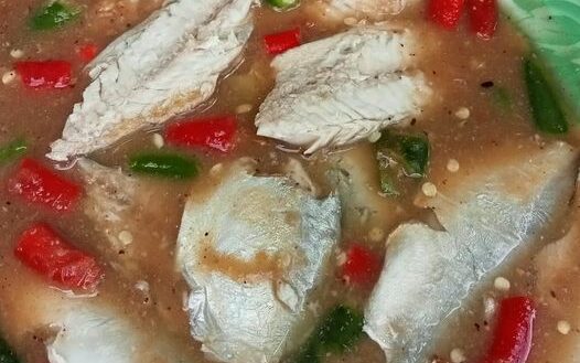 Ikan air asam cabai picit