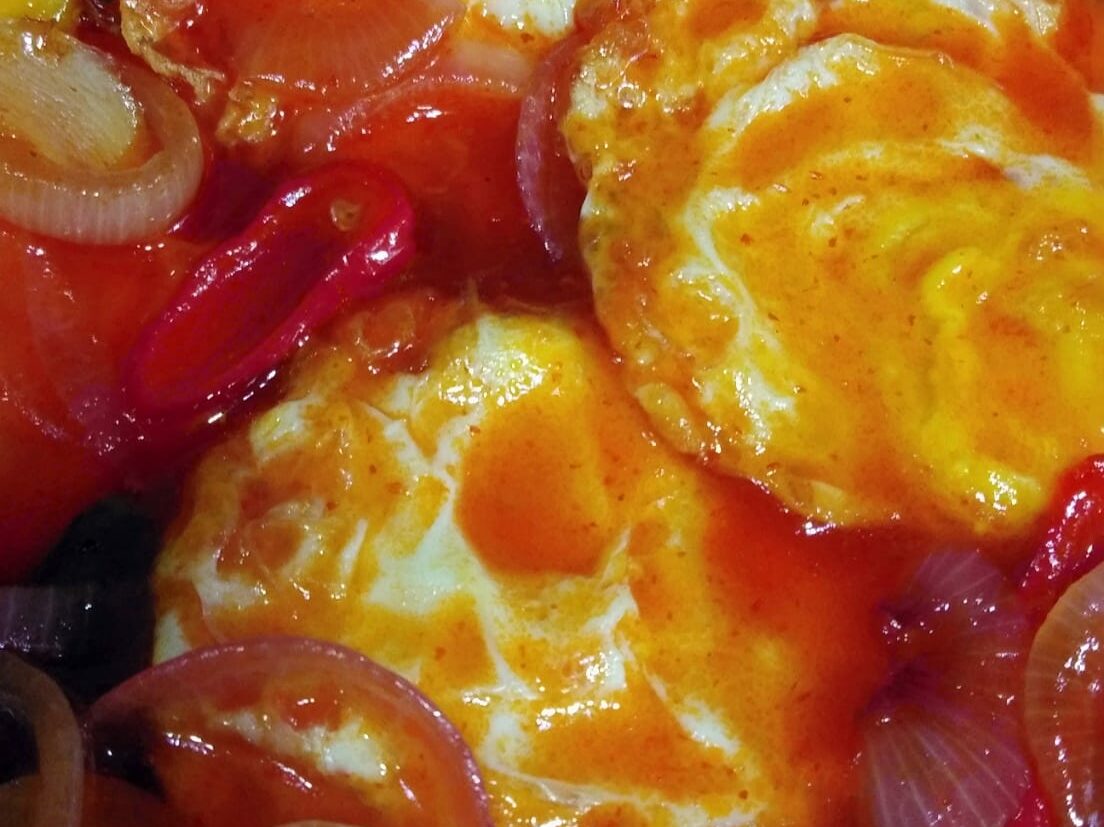 Telur masak sos berkuah