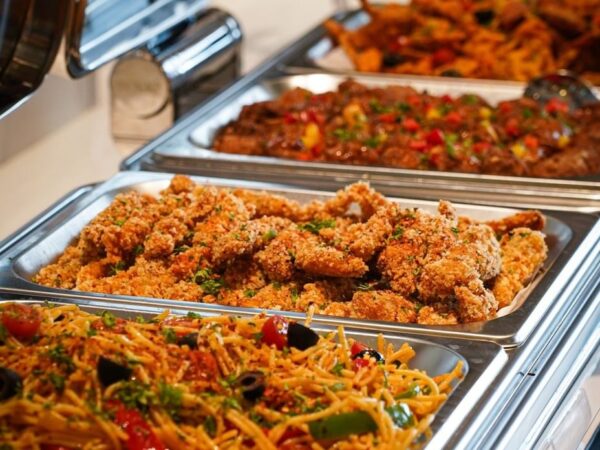 Buffet hujung minggu di St. Giles Southkey Johor Bahru