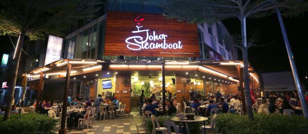 Sajian steamboat di Johor Steamboat