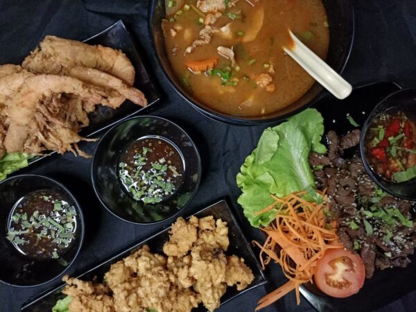 Sajian seafood di Kak Na Seafood