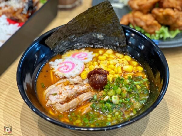 Semangkuk ramen di Shichimi Ramen