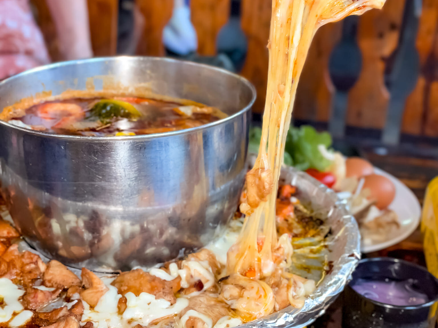 Steamboat cheese dengan pelbagai bahan