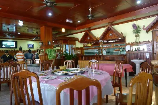 tanjung tirai
