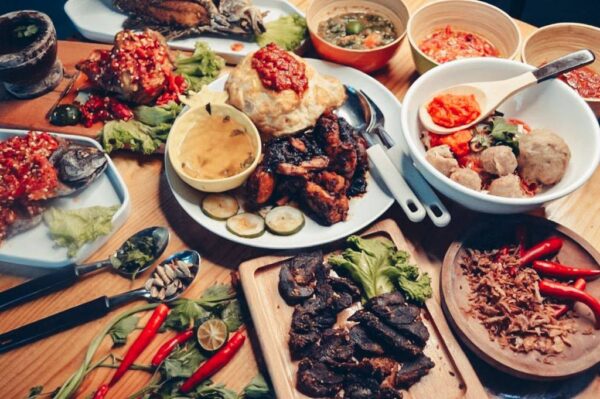 Suasana tempat makan Mood Degil JB