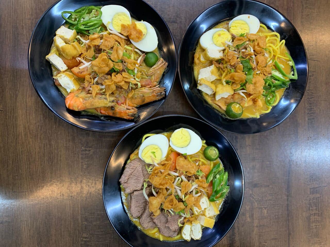 Ruang makan Restoran Abu & Co