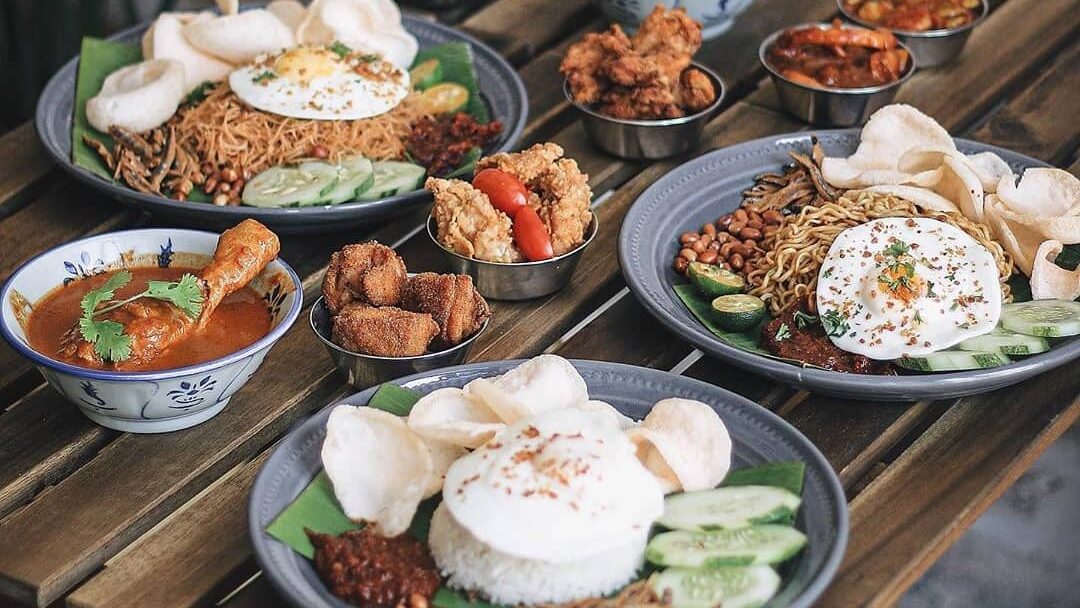 Kopi dan hidangan di Luck Bros Kopi
